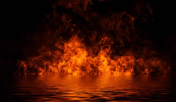 Blaze Ogień Płomień tekstury na na białym tle odbicie wody. — Zdjęcie stockowe