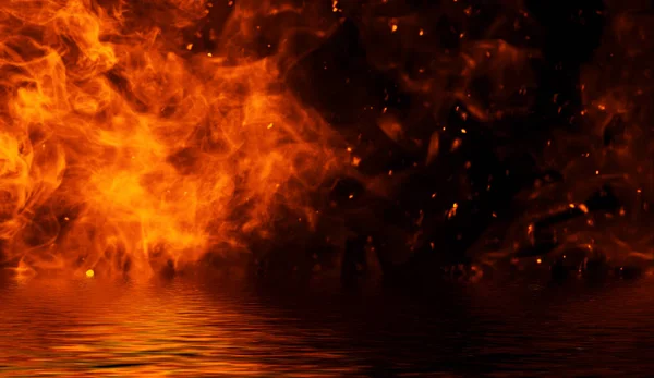 Φλόγα φωτιά φλόγα υφή σε απομονωμένες φόντο με αντανάκλαση του νερού. — Φωτογραφία Αρχείου