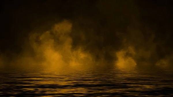 Rook met reflectie in water. Mistery Yellow mist textuur overlays achtergrond — Stockfoto