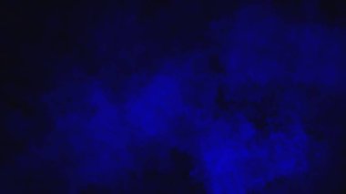 Soyut mavi duman buhar siyah bir arka plan üzerinde hareket eder. Aromaterapi kavramı. Tasarım öğesi