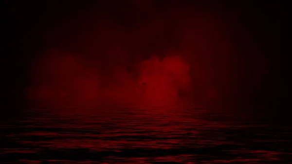Niebla costera misteriosa. Humo rojo en la orilla. Reflexión en el agua. Elemento de diseño — Foto de Stock