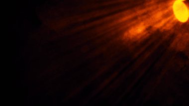 Işık etkisi ile soyut duman. Aydınlatma spotlighting doku kaplamaları. Tasarım öğesi