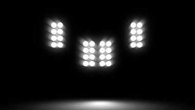 Stüdyo ışıkları. Stadyumda yıldırımlı ödül töreni. Sahne aydınlatması parlıyor. Projektör beyaz stadyum ışıkları.