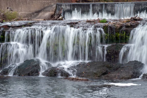 Agua Que Fluye Sobre Cornisa Las Cataratas Joplin Hace Una —  Fotos de Stock