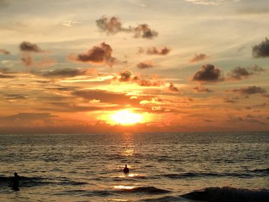 Deniz Eylül'de güzel 