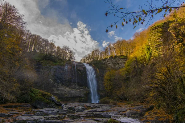 Wasserfall Suuctu in der Türkei Bursa — Stockfoto