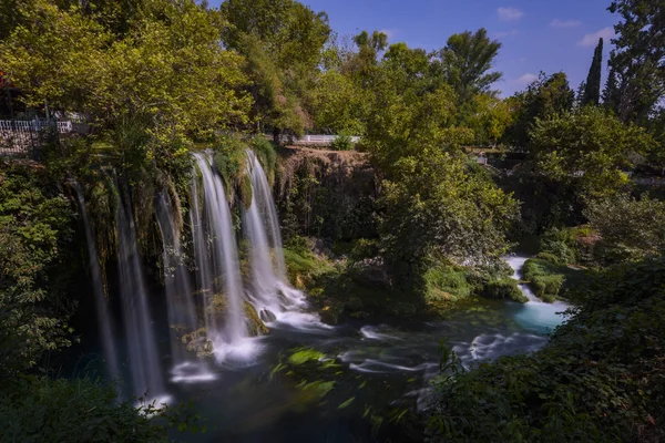 Καταρράκτης Duden μακρά έκθεση — Φωτογραφία Αρχείου