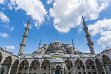 Dört minareli Eyüp Sultan Camii