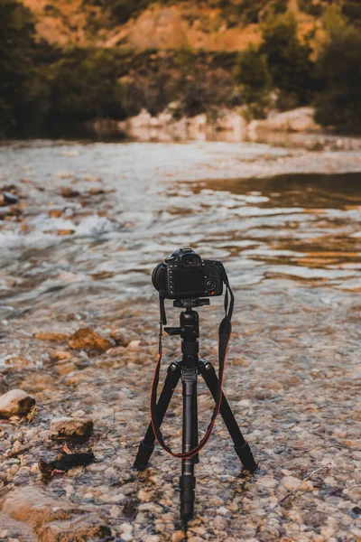 Cámara Pie Río — Foto de Stock