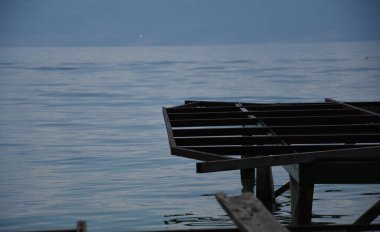 Ohrid Gölü 'ndeki eski rıhtım