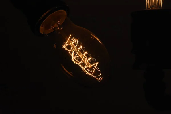 Retro Edison Bulb Dark — Stock Photo, Image