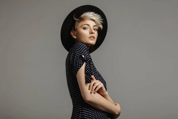 Fashion Portrait Female Model Blond Short Hair Wear Black Hat — Stock Photo, Image