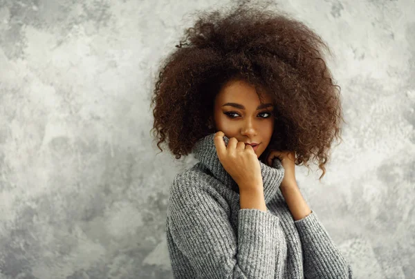 Portrait Young Black Woman Afro Hair Wear High Neck Wool — Stock Photo, Image