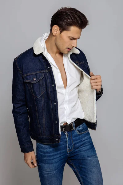 Handsome Man Wear Jeans Clothes — Stock Photo, Image