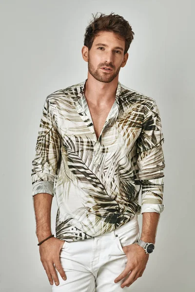 Handsome Man Summer Outfit Posing Studio — Stock Photo, Image