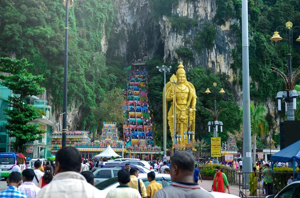 Templos hindúes en cuevas de Batu, Kuala Lumpur —  Fotos de Stock