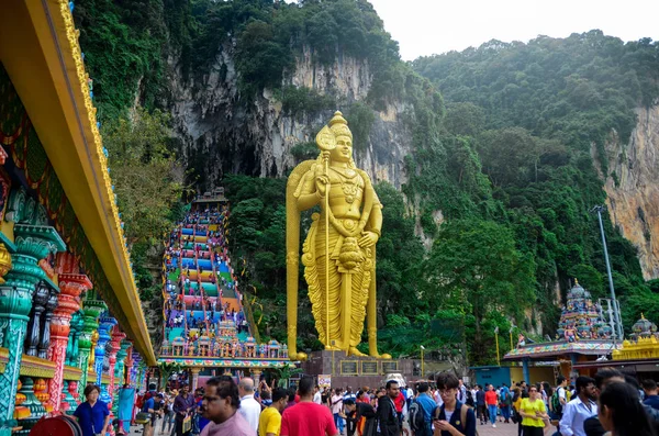 Templos hindúes en cuevas de Batu, Kuala Lumpur —  Fotos de Stock