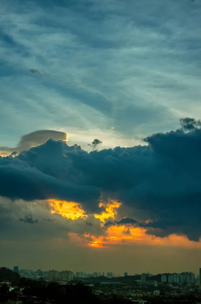 Sunset View i Kuala Lumpur City från Bukit Ampang, Kuala Lumpur, Malaysia. — Stockfoto