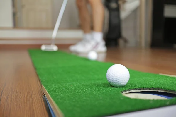 Golf Putting Putting Mat Home Practicing — Stock Photo, Image