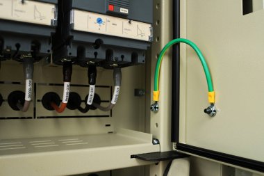 Elektrik Panel Kapı için bağ Emanet zemin