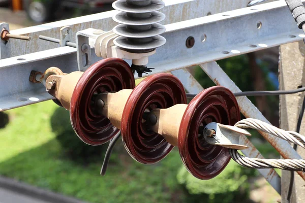 Suspension Type Insulators on Electrical Pole Close up view — Stock Photo, Image