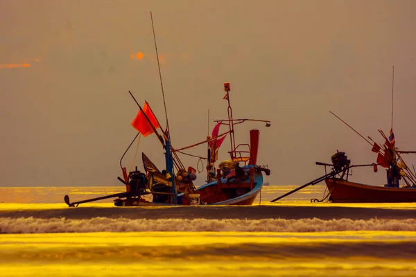 Рыбацкая Лодка Вечернее Время После Захода Солнца Острове Таиланд — стоковое фото