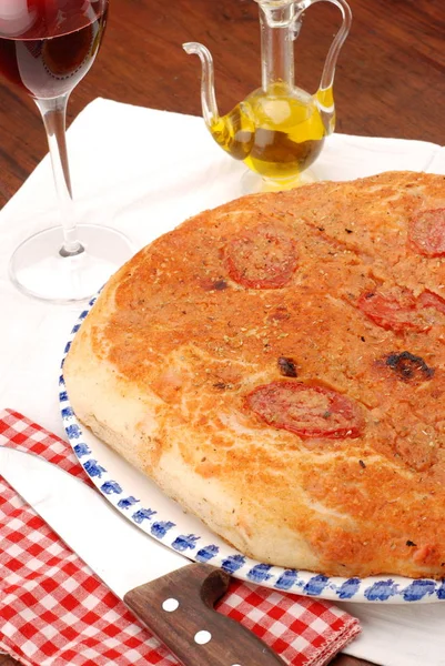 Сицилийская Пицца Луковым Помидором Анчоусами — стоковое фото
