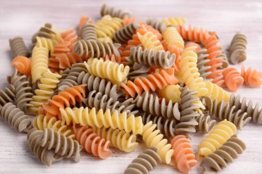 Düdük makarna tricolor İtalyanca yığını