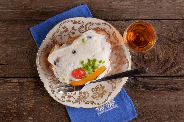 Hidangan Penutup Sisilia Dengan Krim Keju Piring Dihiasi Dengan Segelas — Stok Foto