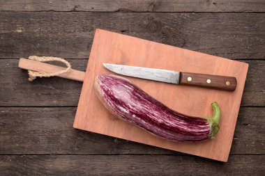 Zebra patlıcan biçme domuzu