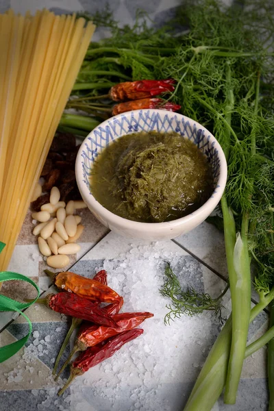 Fettuccine with wild fennel, Sicilian ingredients