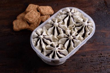 Gianduia 'lı fıstıklı dondurma.