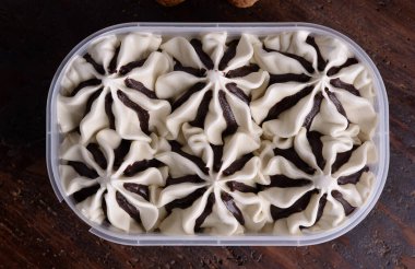 Gianduia 'lı fıstıklı dondurma.