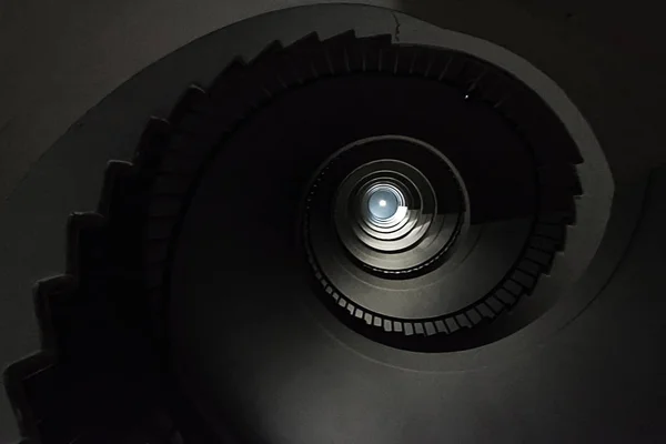 Спіральні Сходи Чорно Білому — стокове фото