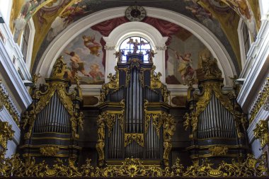 Ljubljana / Slovenya 12 Ocak 2016: Ljubljana, St. Nicholas Katedrali'nin iç boru orga