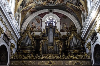Ljubljana / Slovenya 12 Ocak 2016: Ljubljana, St. Nicholas Katedrali'nin iç boru orga