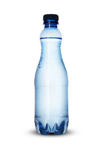 Eine kleine Plastikflasche voll Wasser — Stockfoto