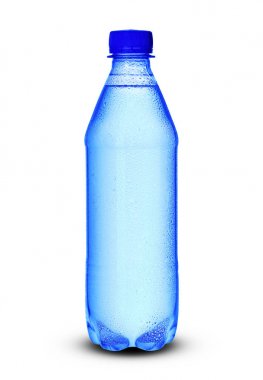 İçinde maden suyu olan küçük plastik şişe.