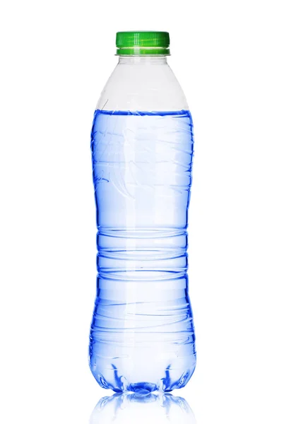 Plastikowa butelka średnia z płynem — Zdjęcie stockowe
