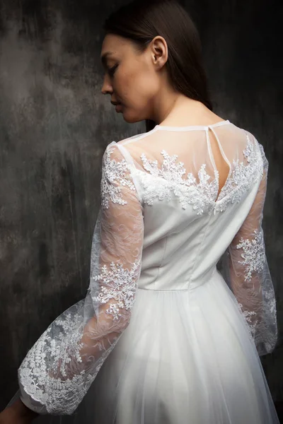 Модное Платье Невесты Черный Фон — стоковое фото