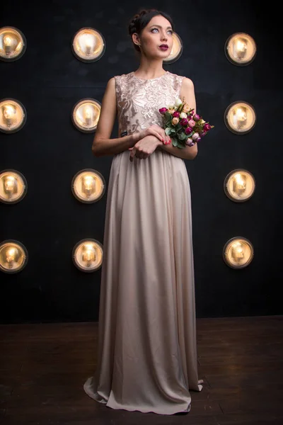 Девушка Модель Юбки Платье Моды Студийный Портрет Невесты — стоковое фото