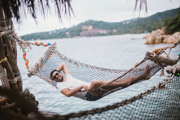 Young Man Lying Hammock Ocean Handsome Guy Resting Hammock Backdrop — Stock Photo, Image