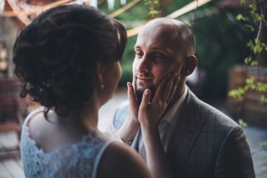 Çift sadece evlilik töreninde evlendi. 