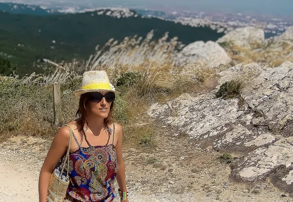 Mujer Azul Con Gafas Sol —  Fotos de Stock