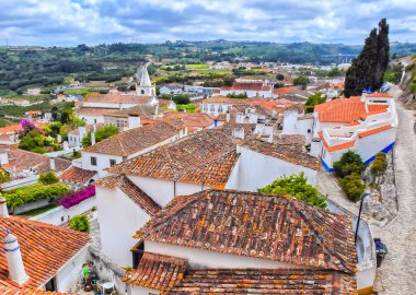 Obidos kalesinde çatılı peyzaj