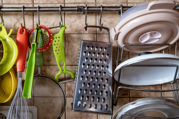 Utensílios Cozinha Ralador Peneira Batedor Tampas Muito Mais Para Uso — Fotografia de Stock
