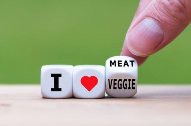 El zarları çevirir ve 