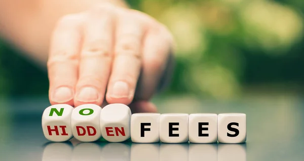 Gizli ücret konsepti yok. El zarları döndürür ve 