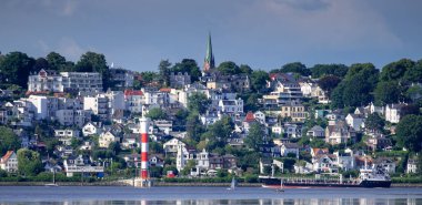 Blankenese, Almanya 'nın Hamburg eyaletinde yer alan bir şehirdir.. 