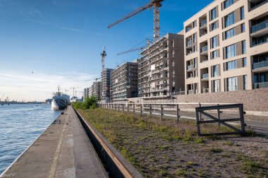 Almanya 'nın Hamburg kentinde Hafencity ilçesine bağlı yeni binalar.